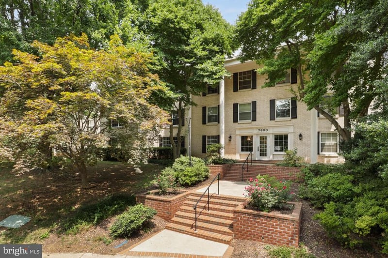 7600 Tremayne Pl #208, Mclean, VA 22102