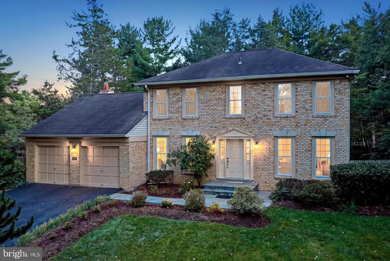 1102 Bettstrail Way, Rockville, MD 20854