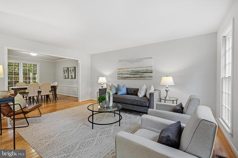 1102 Bettstrail Way, Rockville, MD 20854