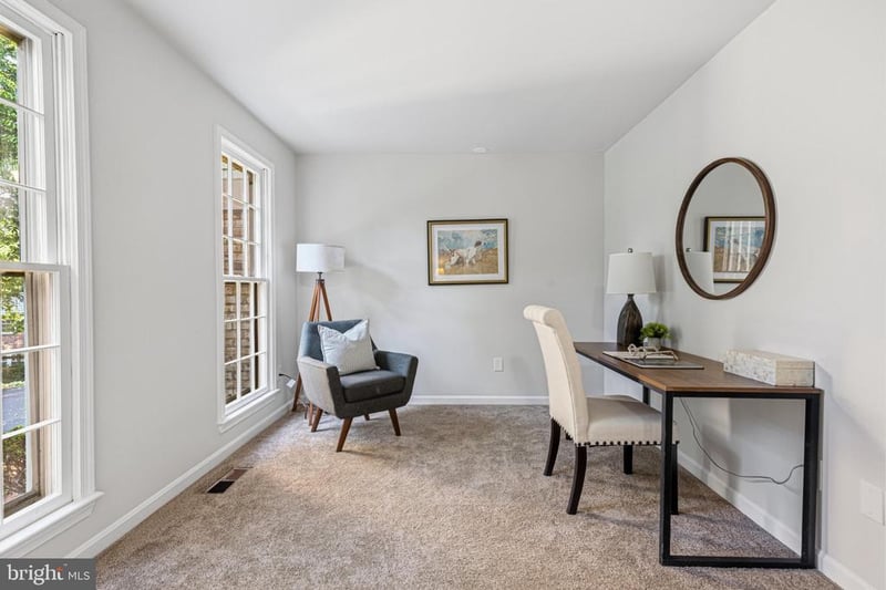 1102 Bettstrail Way, Rockville, MD 20854