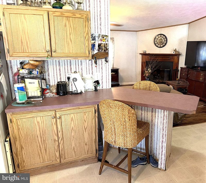 140 Patuxent Mobile Est, Lothian, MD 20711