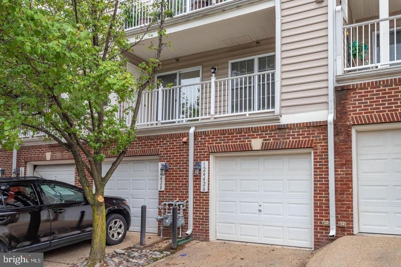 12442 Liberty Bridge Rd #302A, Fairfax, VA 22033