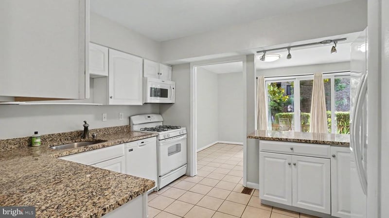 10101 Windstream Dr #2, Columbia, MD 21044