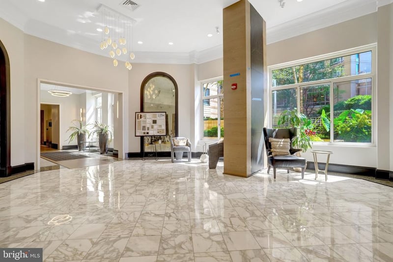 851 N Glebe Rd #311, Arlington, VA 22203