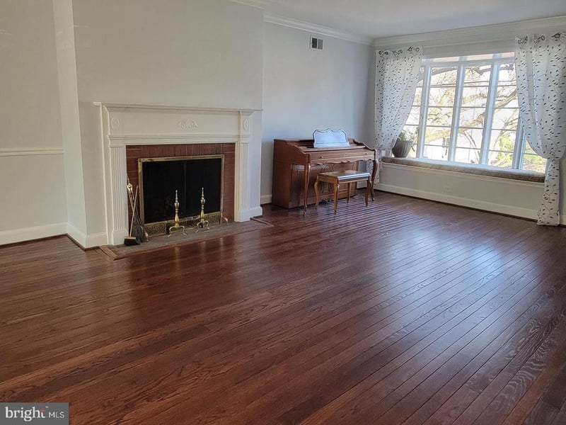 407 S Pitt St, Alexandria, VA 22314