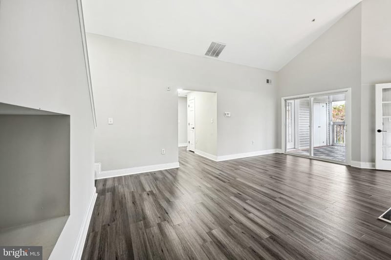 6520 Lake Park Dr #301, Greenbelt, MD 20770