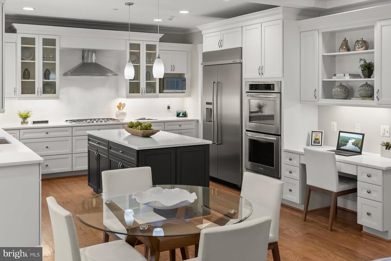 4527 Maple Ave, Bethesda, MD 20814