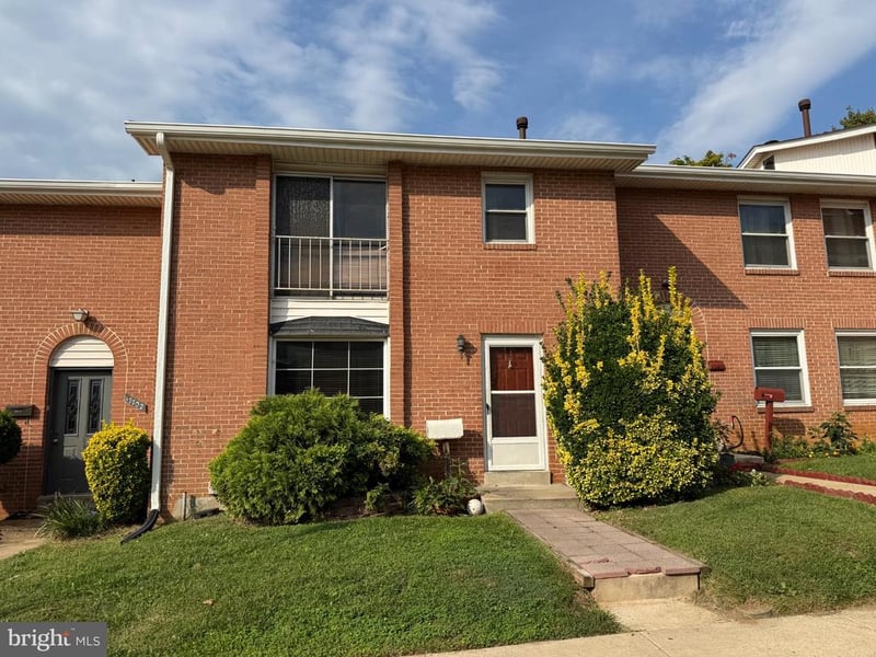 17704 Topfield Dr #9-C, Gaithersburg, MD 20877