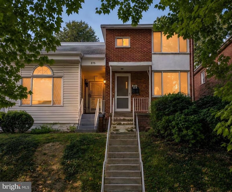 273 Hawaii Ave NE, Washington, DC 20011