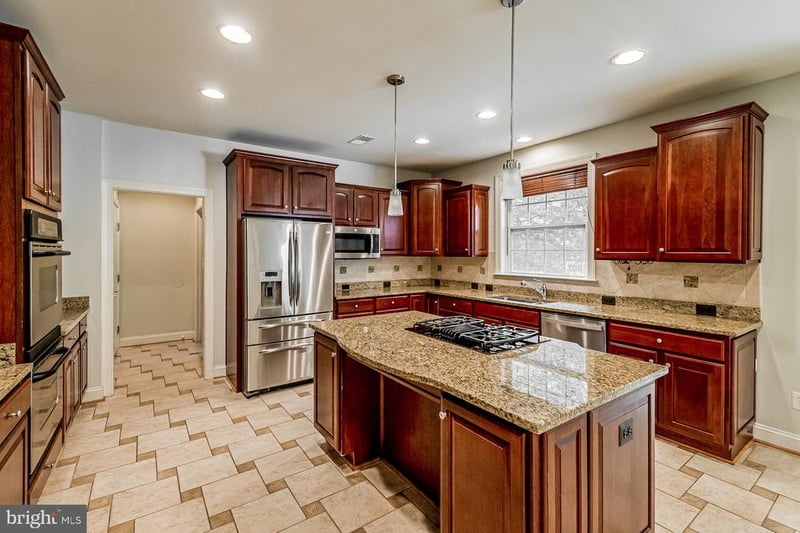 10132 Middlebrooks Ter, Nokesville, VA 20181