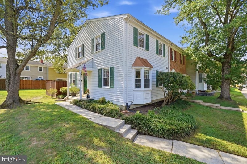 1757 Sharwood Pl, Crofton, MD 21114