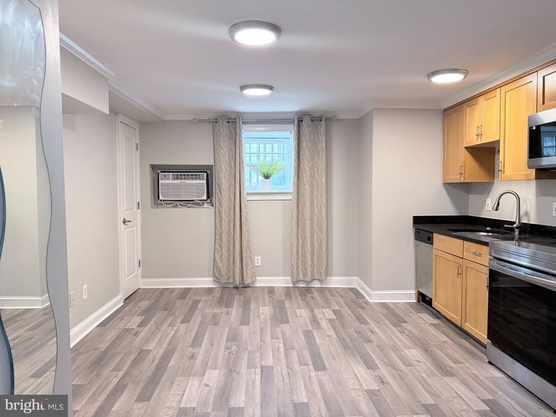1708 Newton St NW #104, Washington, DC 20010
