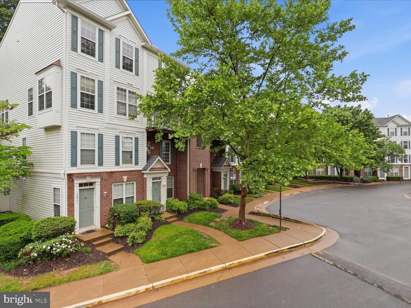 12753 Fair Crest Ct #22, Fairfax, VA 22033