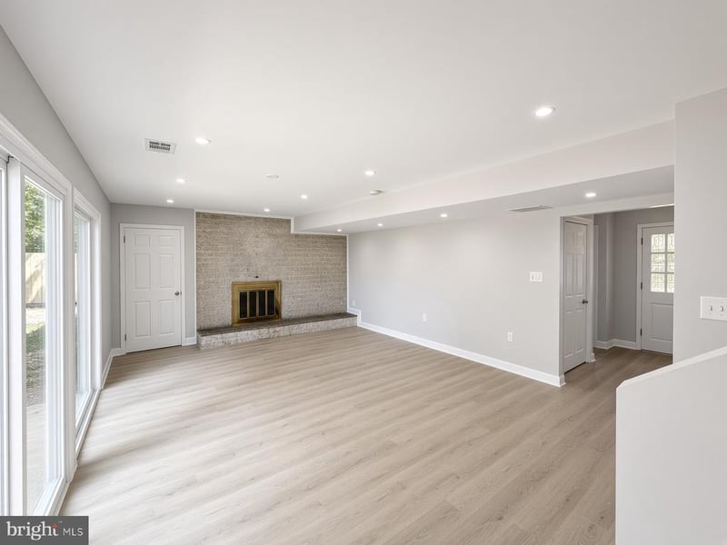 4904 Shopton Dr, Temple Hills, MD 20748