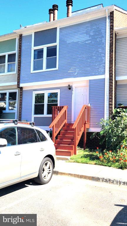 18917 Pine Ridge Ln #10-2, Germantown, MD 20874