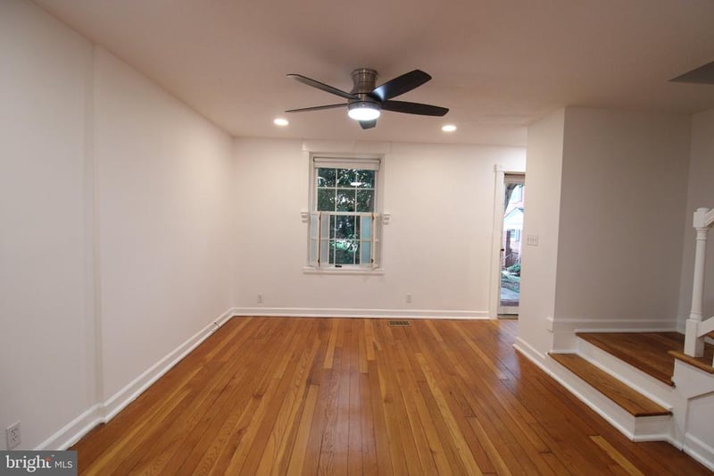 2915 S Dinwiddie St, Arlington, VA 22206