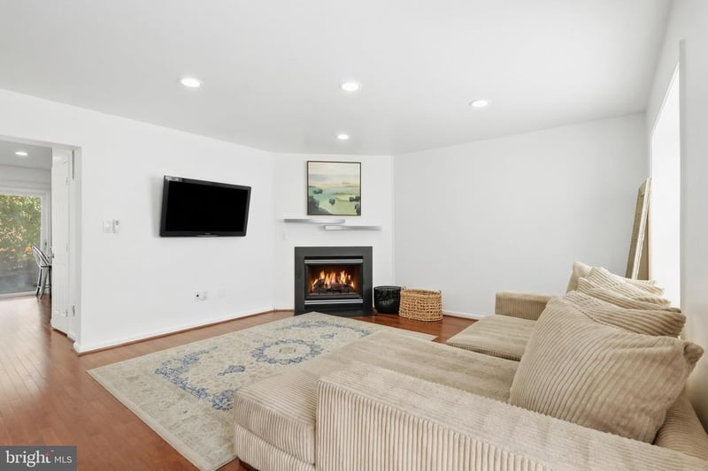 3100 28th St SE, Washington, DC 20020