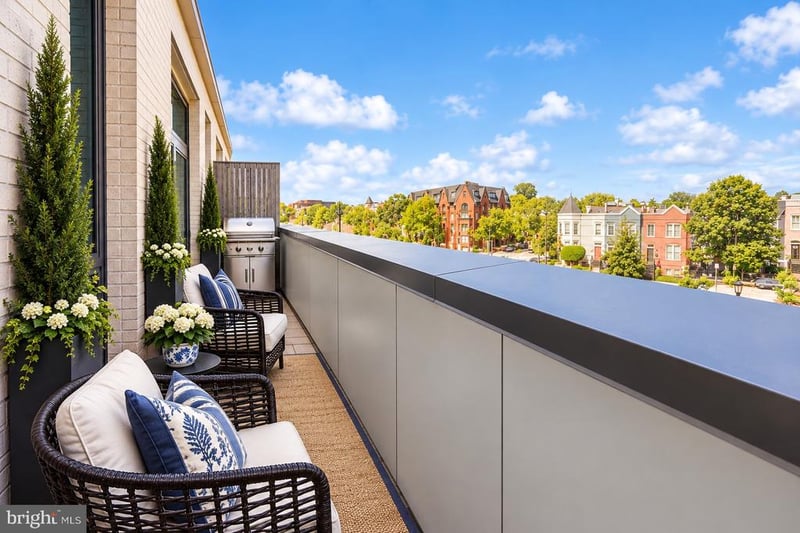 1111 Pennsylvania Ave SE #309, Washington, DC 20003