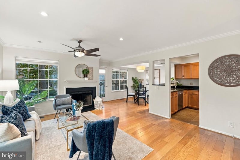 10819 Hampton Mill Ter #608 Ter #UNIT DOOR #110, Rockville, MD 20852