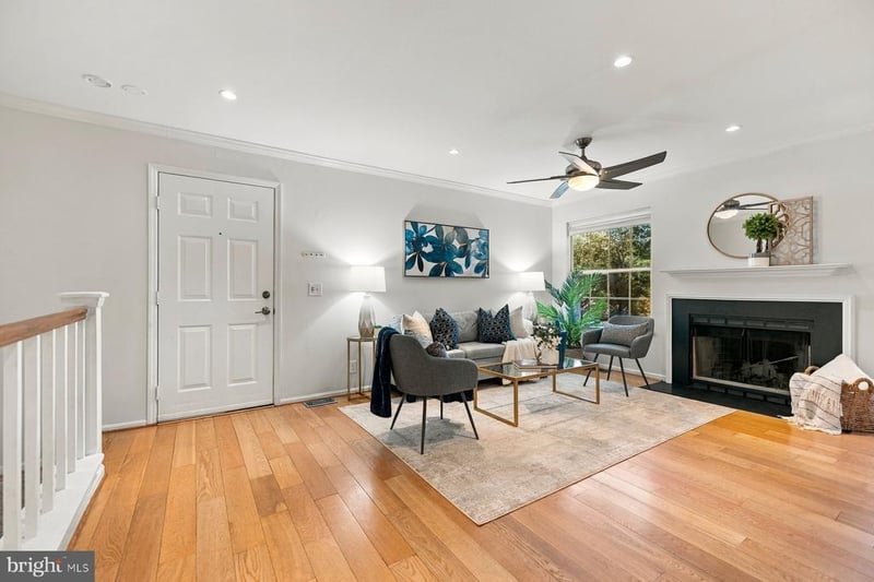10819 Hampton Mill Ter #608 Ter #UNIT DOOR #110, Rockville, MD 20852