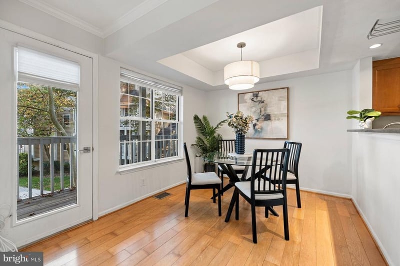 10819 Hampton Mill Ter #608 Ter #UNIT DOOR #110, Rockville, MD 20852