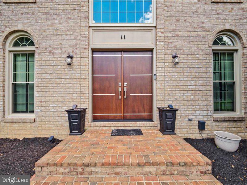 11 Talley Ct, North Potomac, MD 20878