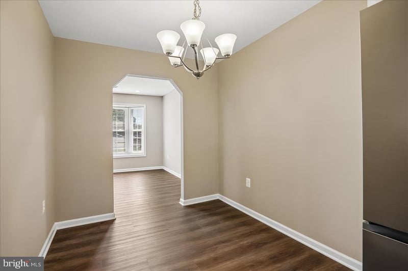 5503 Rollins Ln, Capitol Heights, MD 20743