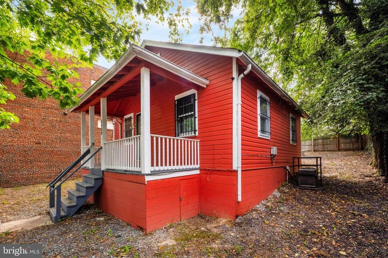 4239 Edson Pl NE, Washington, DC 20019