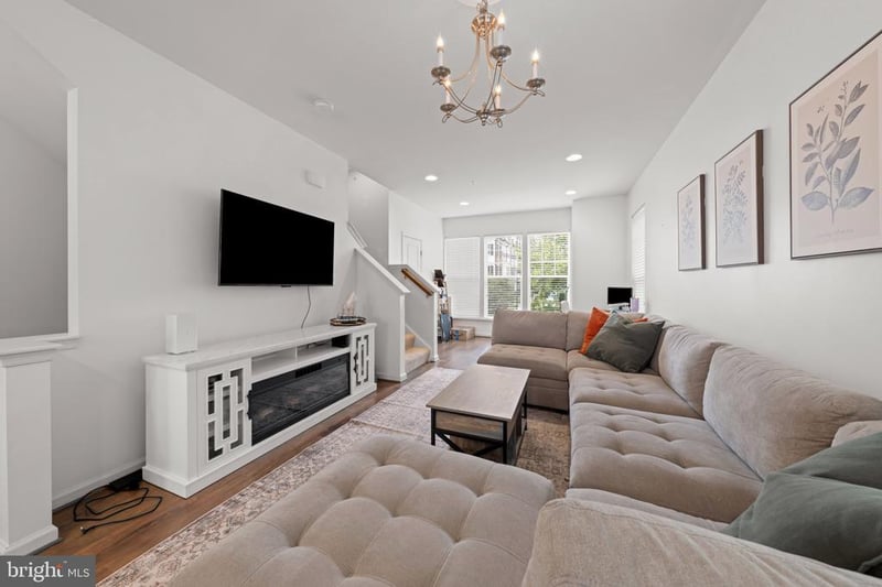13200 Orsay St #2601, Clarksburg, MD 20871