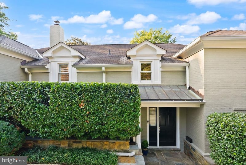 5246 Loughboro Rd NW, Washington, DC 20016