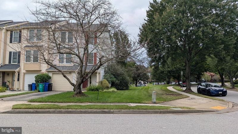6400 Pound Apple Ct, Columbia, MD 21045