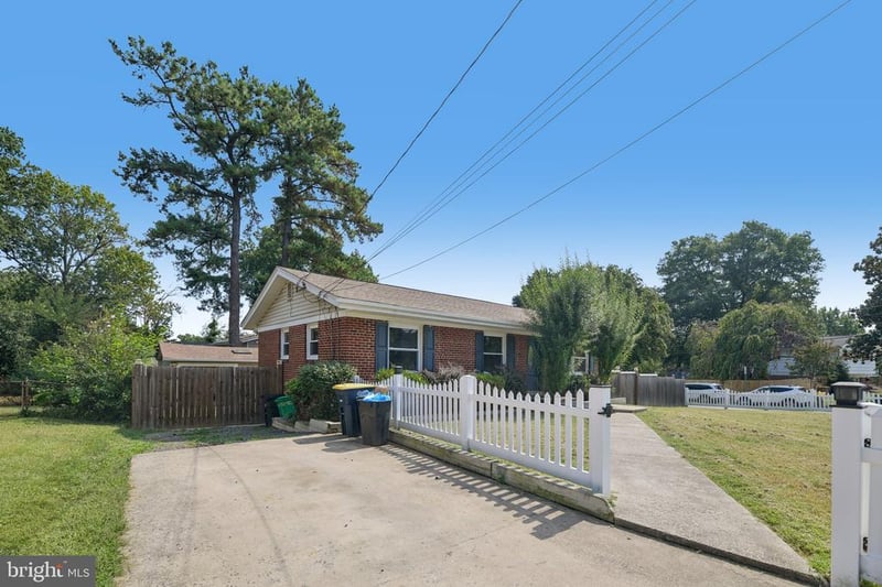 11041 Montgomery Rd, Beltsville, MD 20705