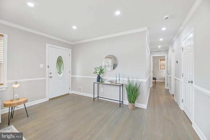 11041 Montgomery Rd, Beltsville, MD 20705