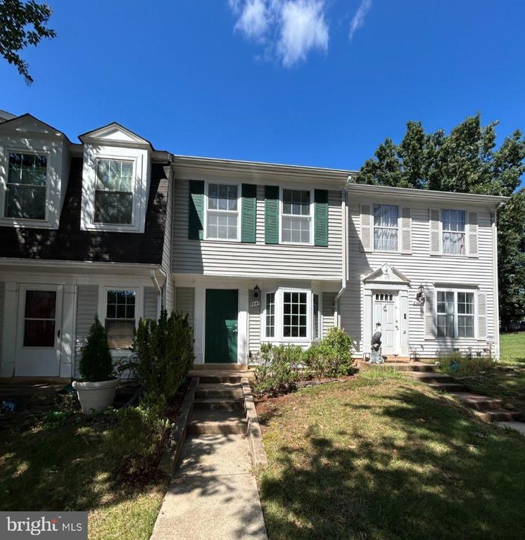 8447 Braxted Ln, Manassas, VA 20110