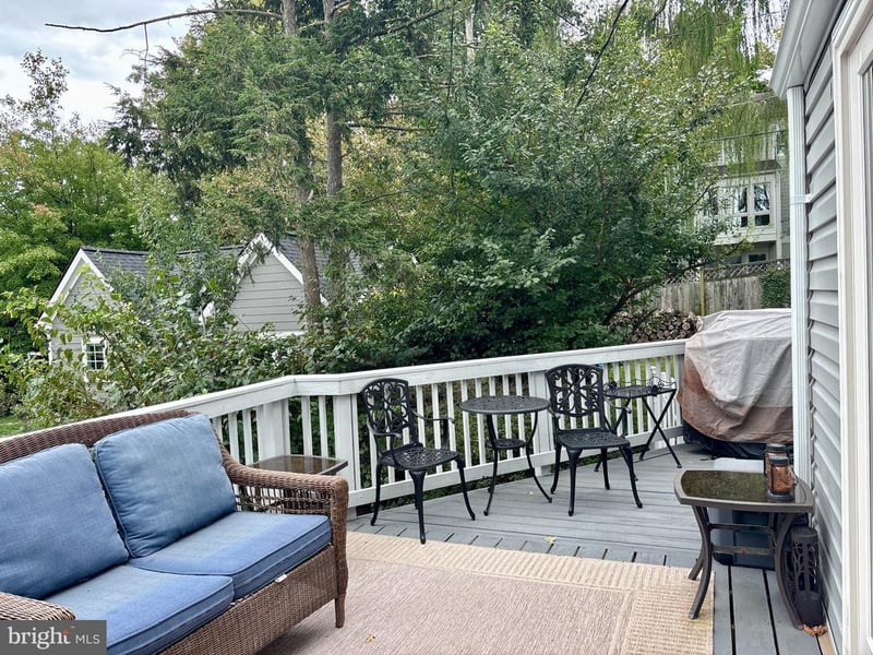 3207 Cameron Mills Rd, Alexandria, VA 22302