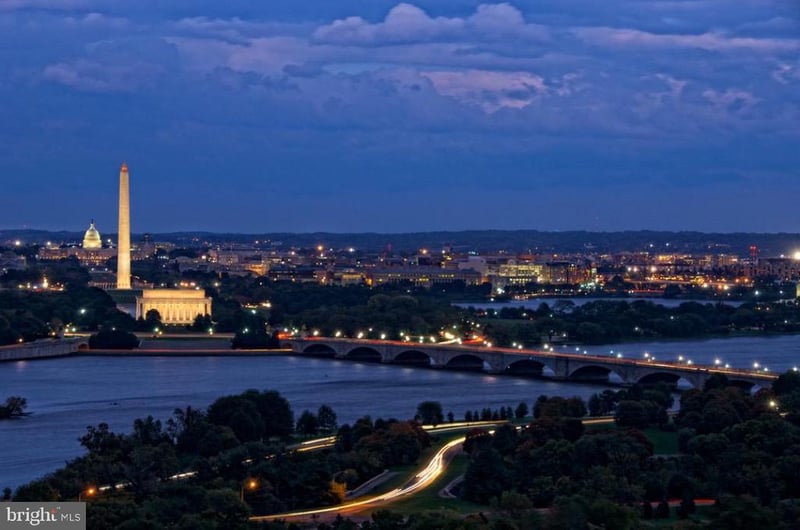 1011 Arlington Blvd #930, Arlington, VA 22209