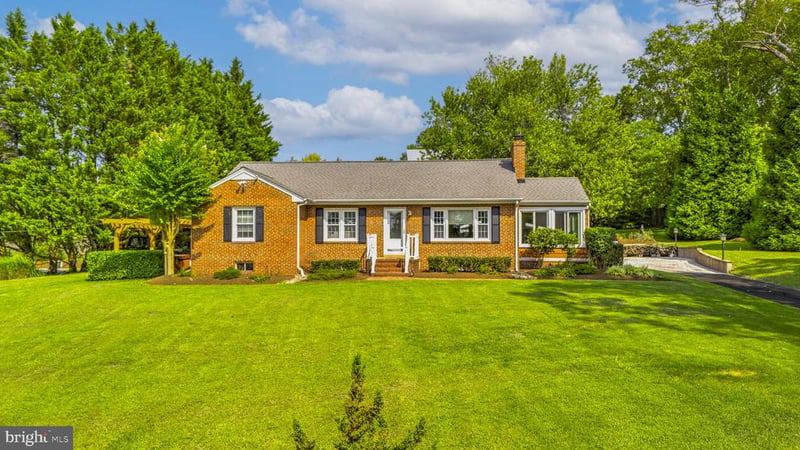 424 Marlboro Rd, Lothian, MD 20711
