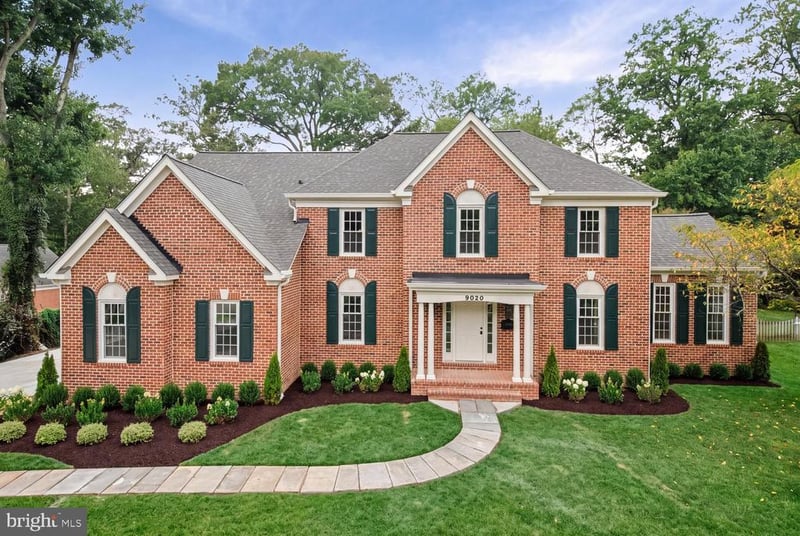 9020 Beatty Dr, Alexandria, VA 22308