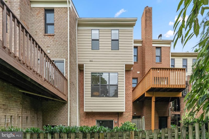 5135 King Charles Way, Bethesda, MD 20814