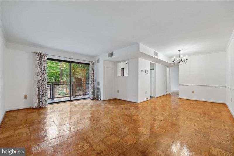 7611 Maple Ave #205, Takoma Park, MD 20912