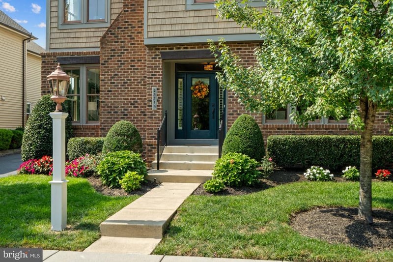 23313 April Mist Pl, Brambleton, VA 20148