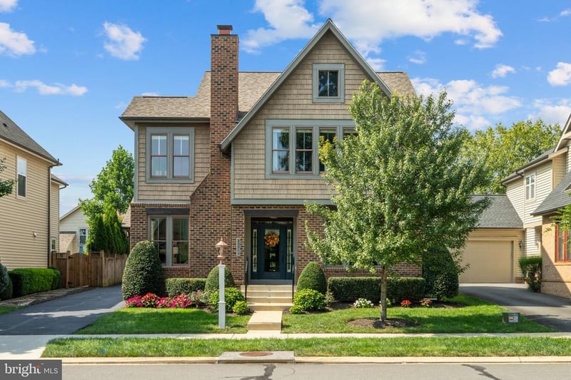 23313 April Mist Pl, Brambleton, VA 20148