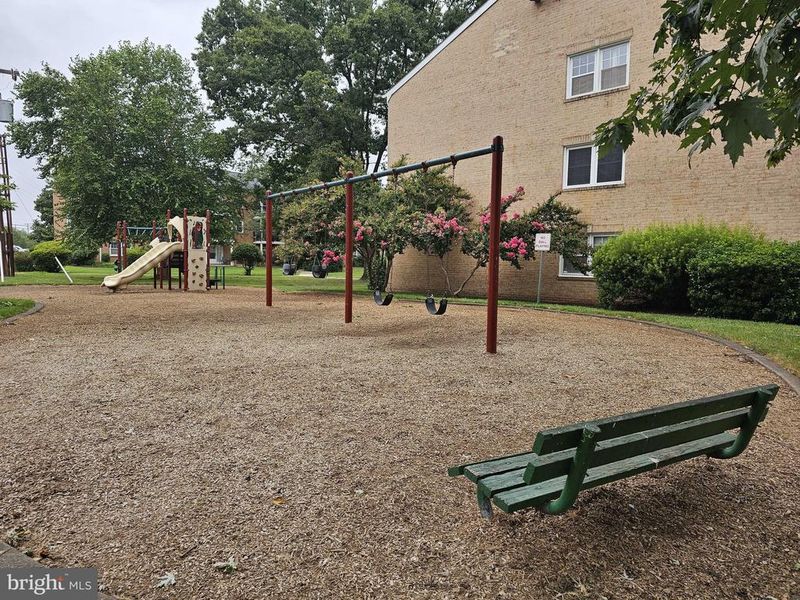 9475 Fairfax Blvd #301, Fairfax, VA 22031