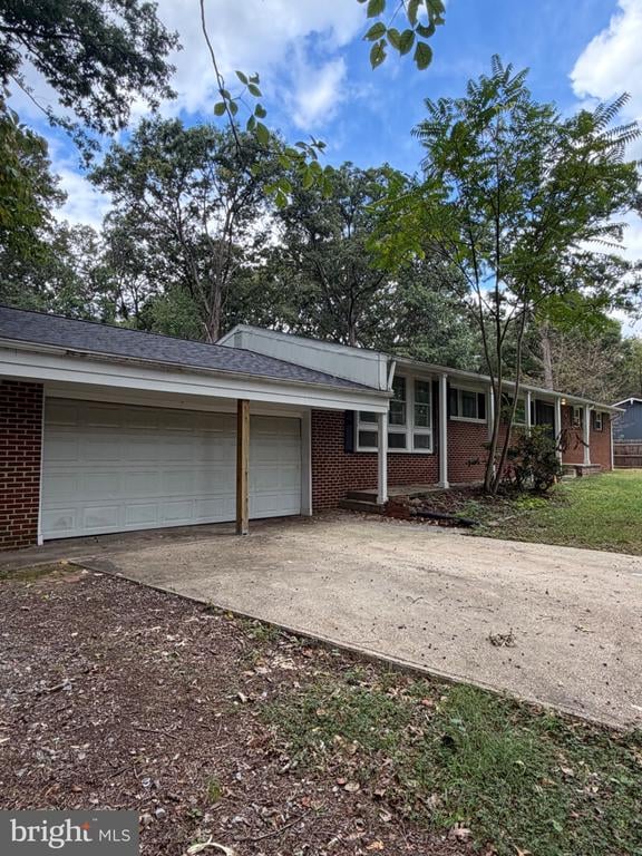8603 Dangerfield Rd, Clinton, MD 20735