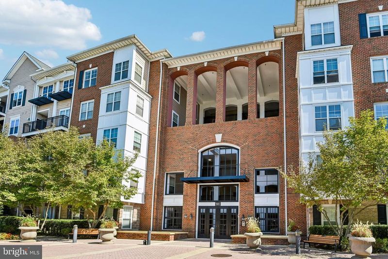 501 Hungerford Dr #244, Rockville, MD 20850