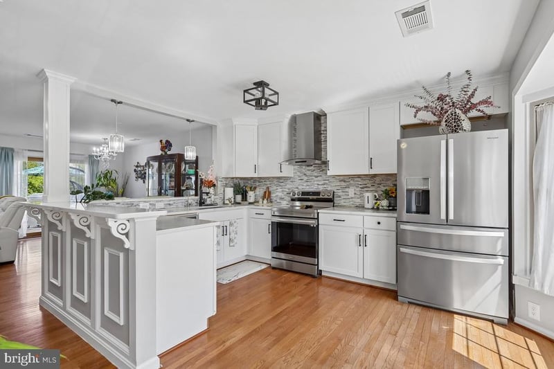 7424 Emerald Dr, Manassas, VA 20109
