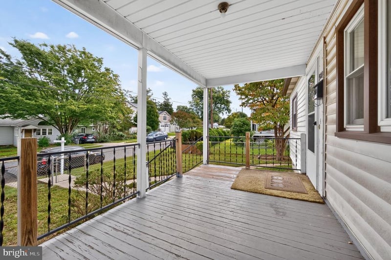921 Maple Ave, Rockville, MD 20851