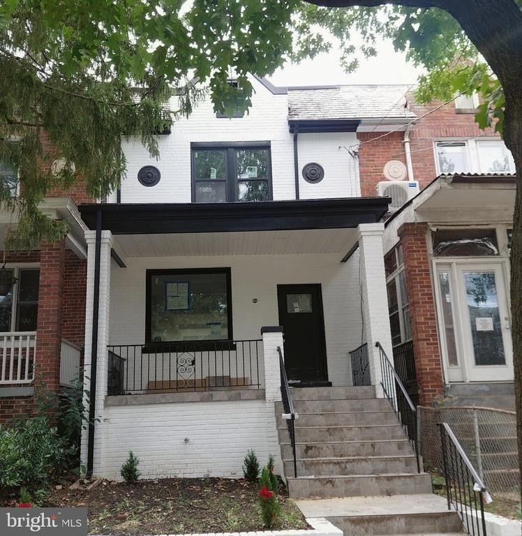 224 Longfellow St NW, Washington, DC 20011