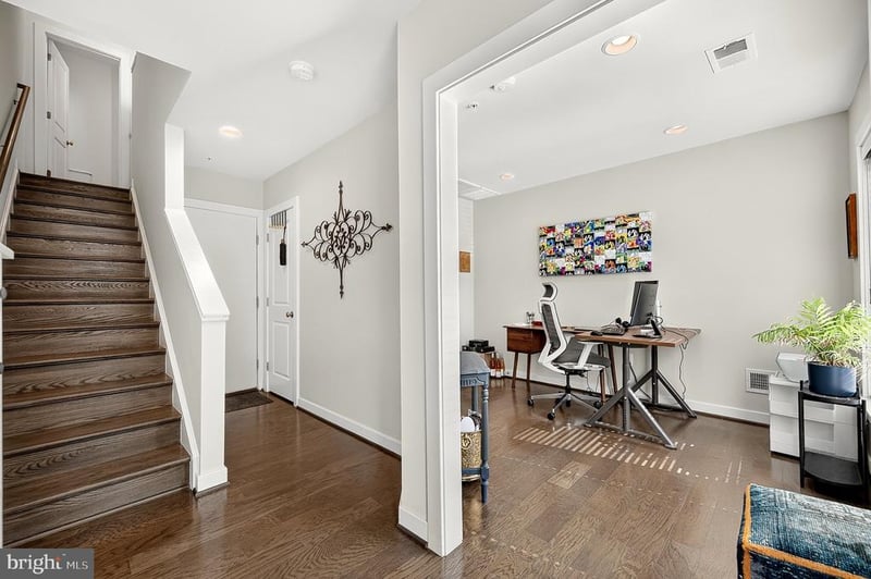 8087 Red Hook St, Rockville, MD 20855