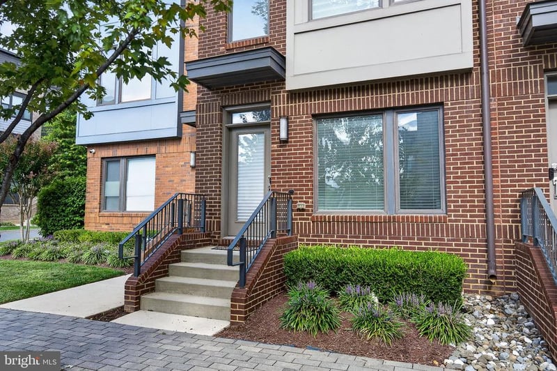 8087 Red Hook St, Rockville, MD 20855